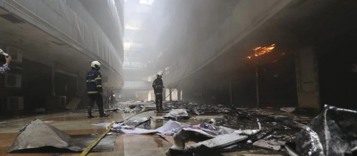 Τραγωδία στην Ινδία: Ξέσπασε πυρκαγιά σε ΜΕΘ νοσοκομείου - 18 νεκροί